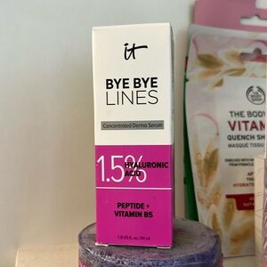 It cosmetics, bye-bye lines serum